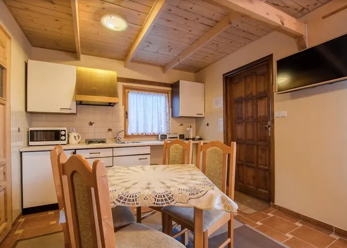 Tabu - Centrum Bed & Breakfast 3*